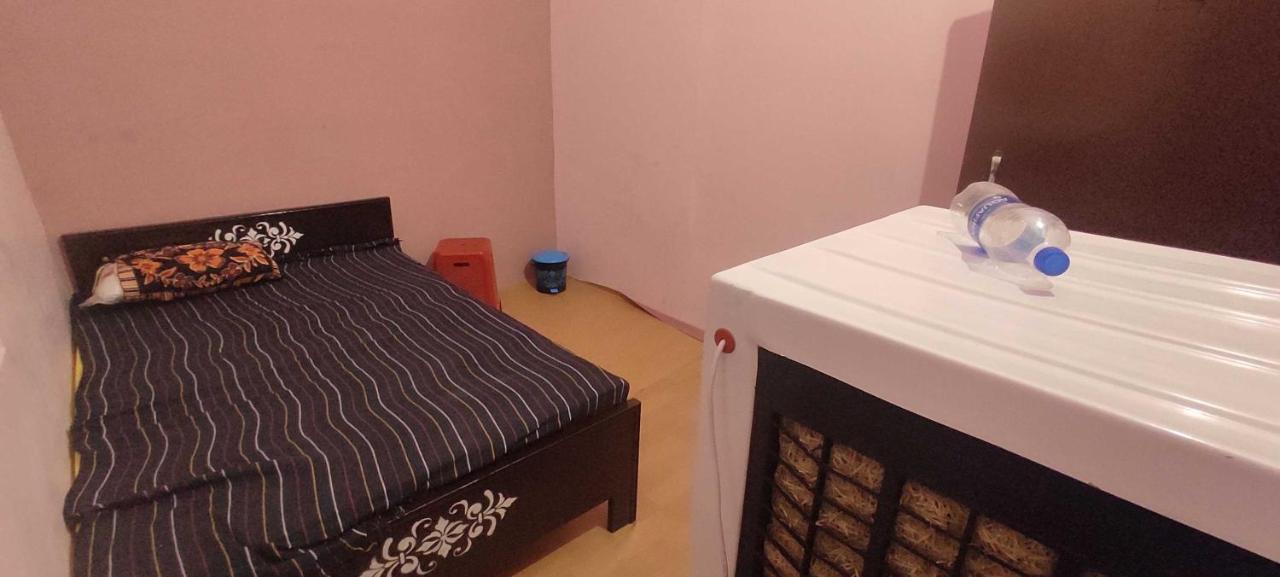 Hāthras Oyo 81087 Hotel Relax Inn מראה חיצוני תמונה